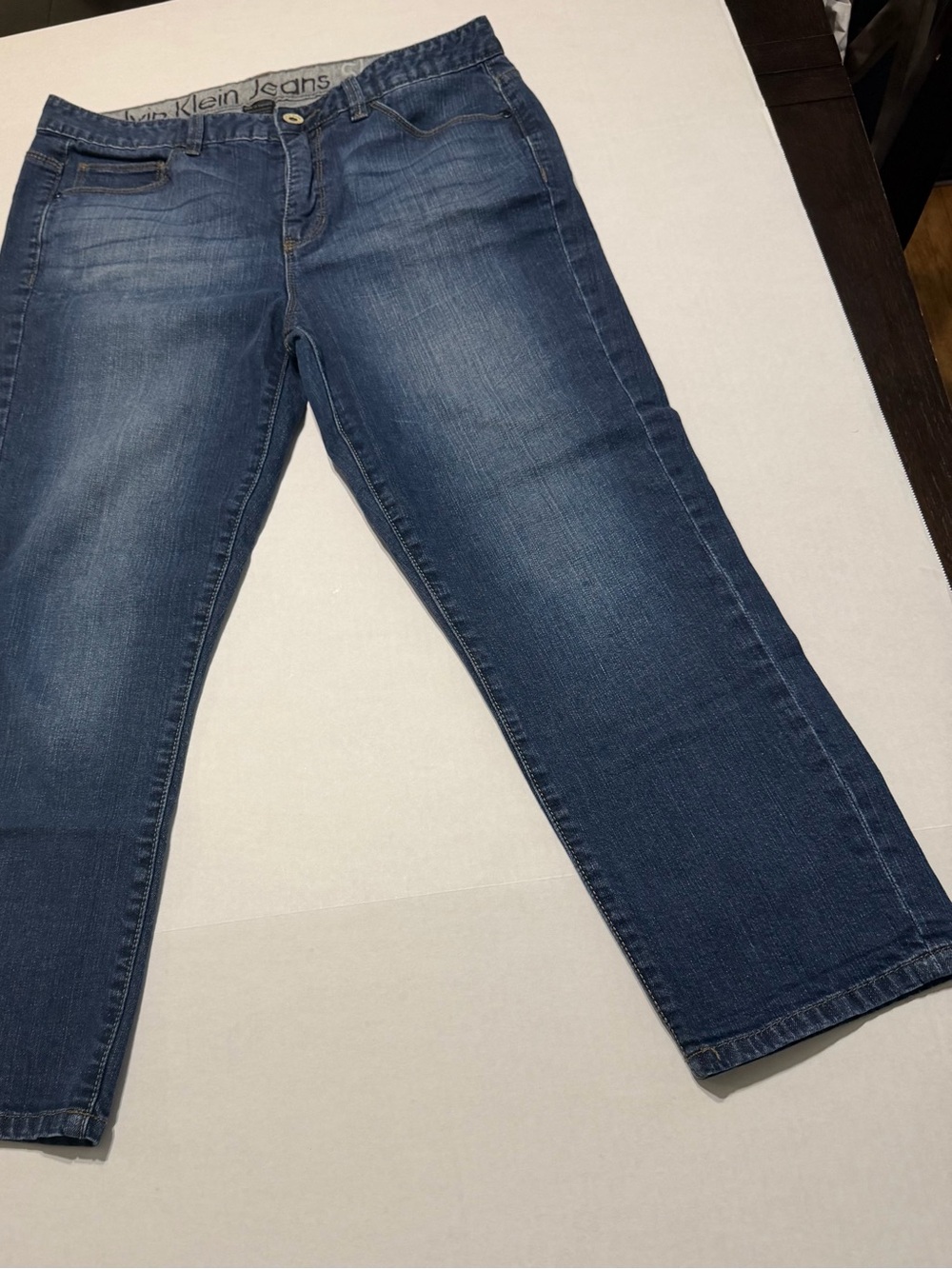 Calvin Klein Jeans Relaxed Blue Straight Jeans Capri- size 12